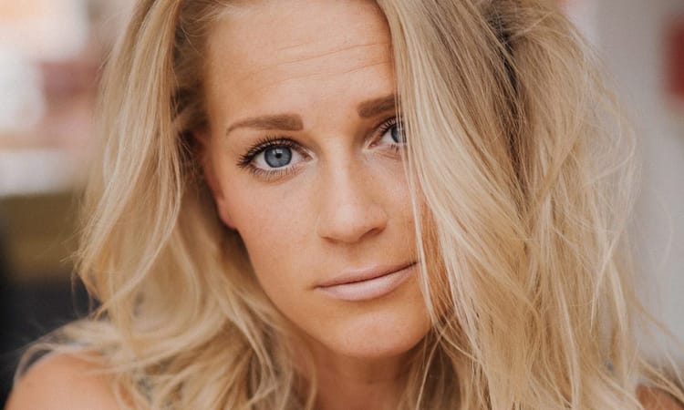 Julia Lindholm